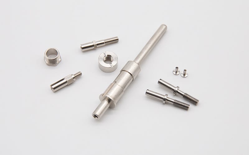 minuteria-metallica-di-precisione-per-impianti-aria